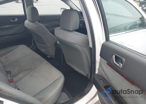 2011 Mitsubishi Galant Es/Se z USA, uszkodzony, nr VIN 4A32B3FF2BE017272